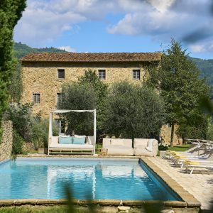 Lecetta_pool, daybed troispommes hus længere fra